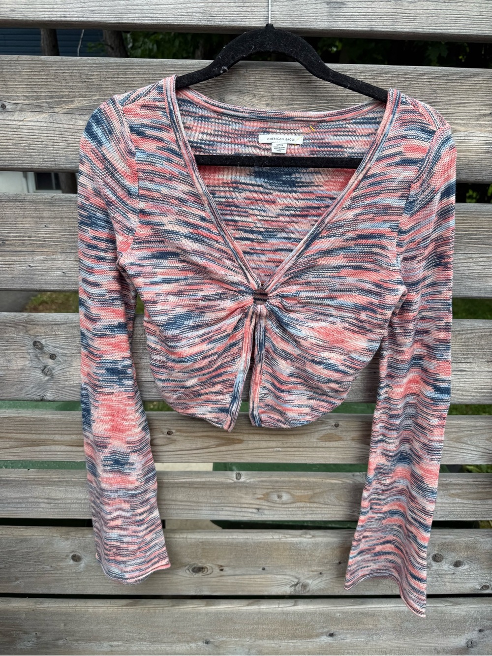 American Eagle Outfitters Coral and Blue Twist-Front Crop Top